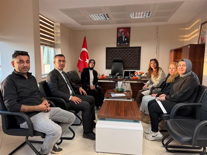 GENÇLİK VE SPOR BAKAN MÜŞAVİRİMİZ ÖZLEM PELİTOĞLU, CEZERİ KIZ YURDUMUZU ZİYARET ETTİ.