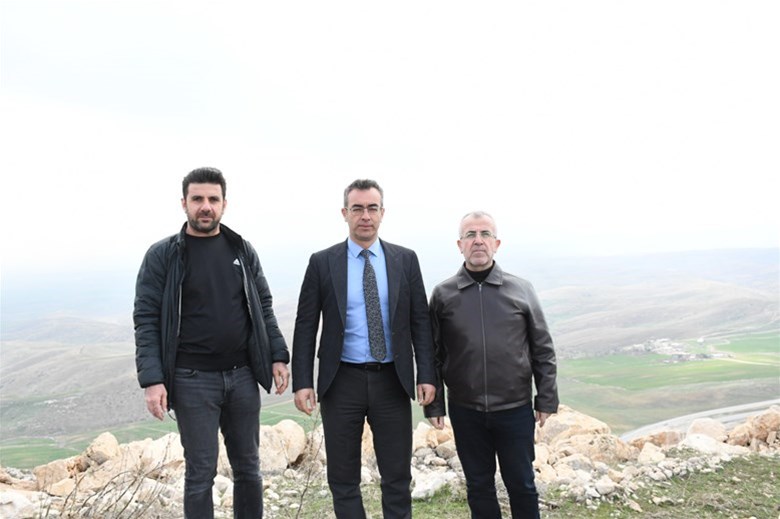 İL MÜDÜRÜMÜZ FEDAİ DİN, YAMAÇ PARAŞÜTÜ YAPILMASI PLANLANAN ALANDA İNCELEMELERDE BULUNDU.