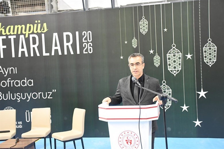 KAMPÜS İFTARLARI KAPSAMINDA MERKEZ SPOR SALONUMUZDA İFTAR PROGRAMI DÜZENLENDİ.